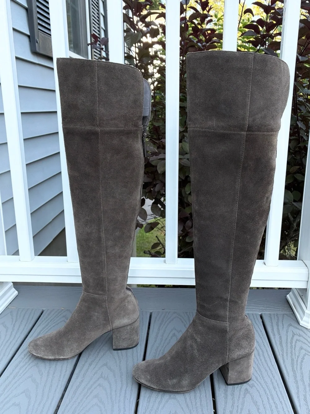 DOLCE VITA Over the Knee High Almond Toe Boots Mushroom Gray Suede Size 7.5